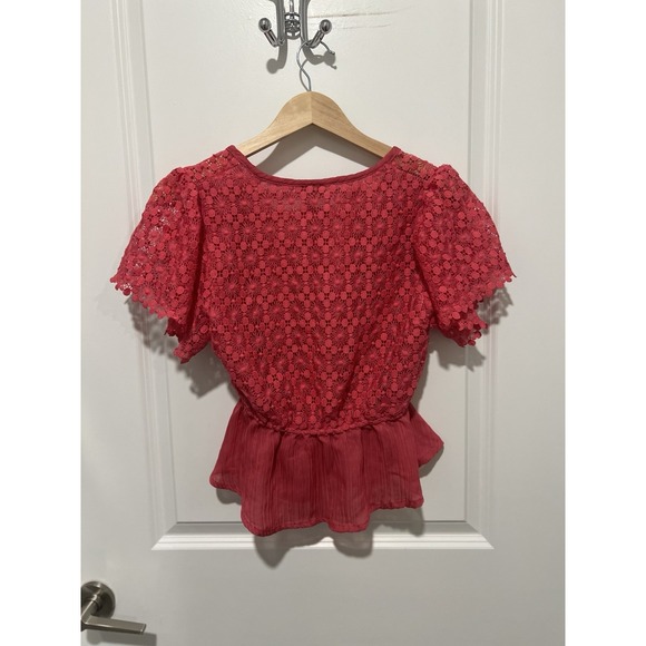 Daytrip Women's Crochet Peplum Top Honeysuckle Pink Size Small Summer Boho - Picture 4 of 6